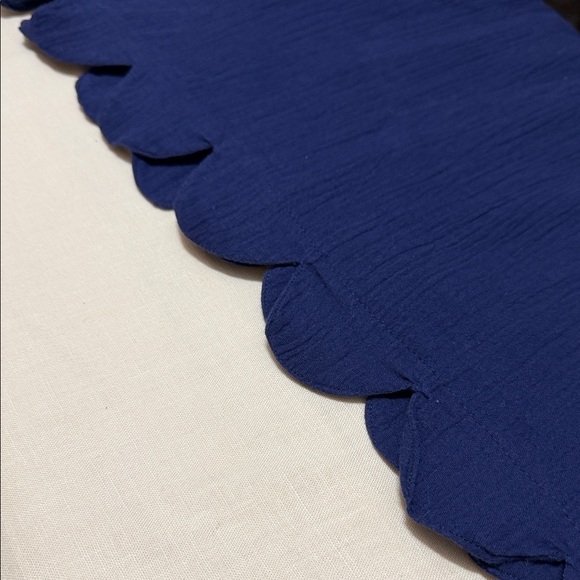 GAP Blue Women's Sloughed Cotton Blouse Top with Flowy Sleeves & Scalloped Hem - Picture 6 of 9